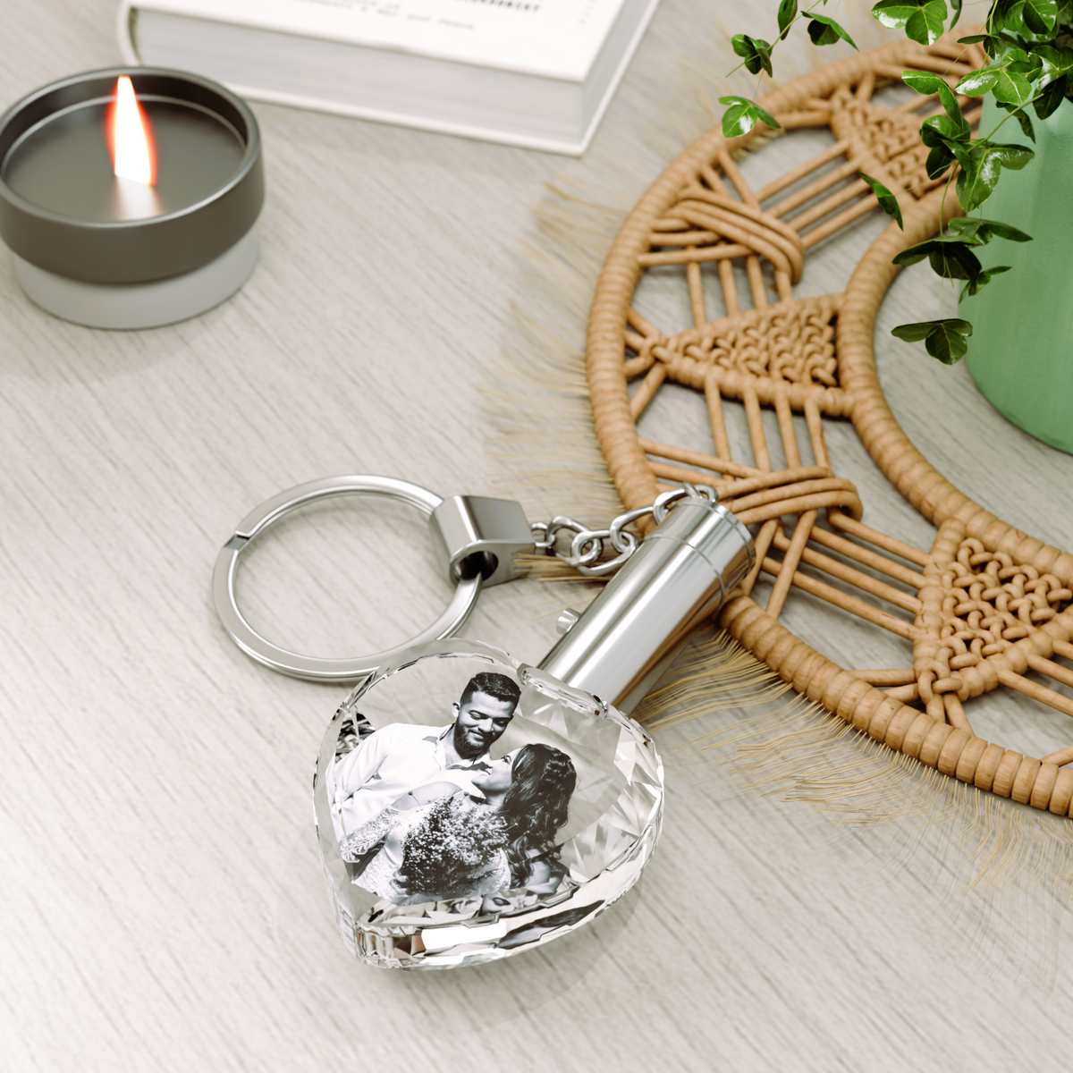 Engraved Photo Crystal Keychain – Heart-Shaped LED Gift for Couples & Loved Ones