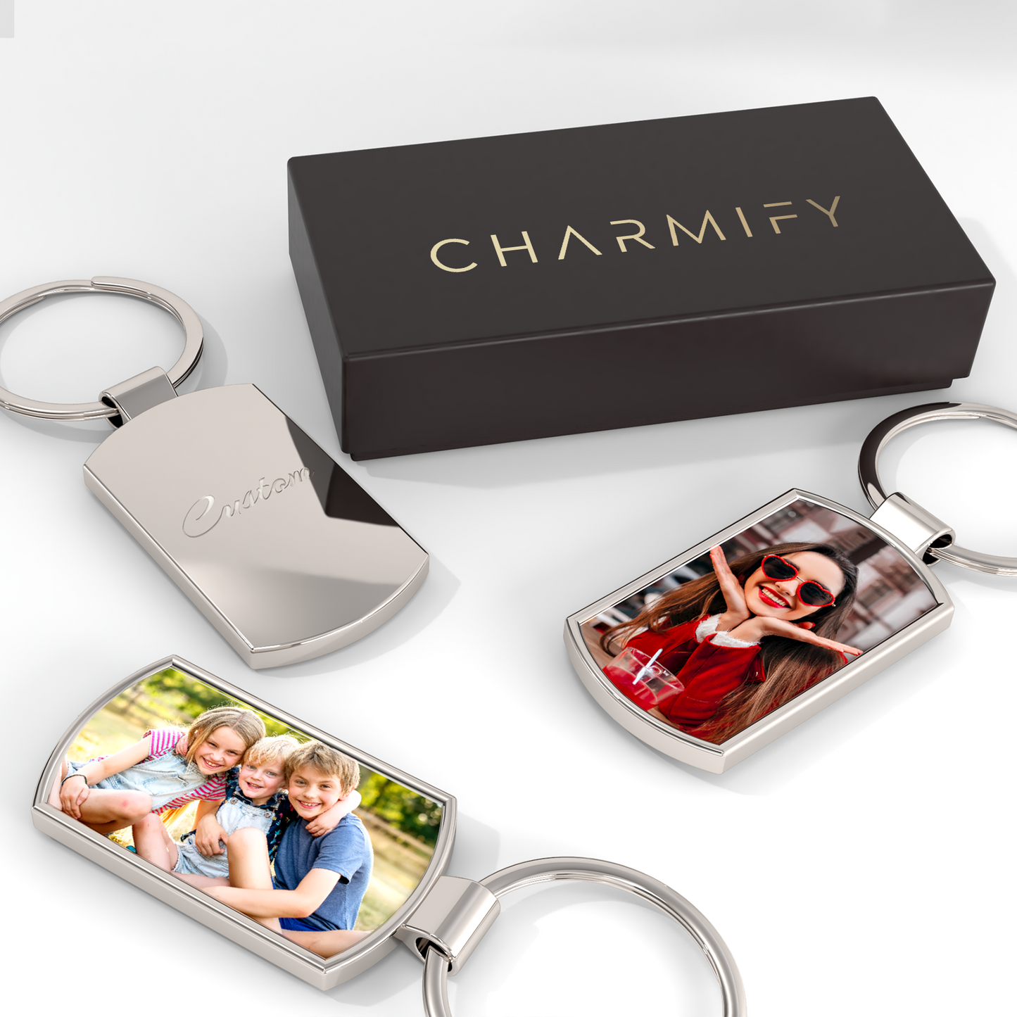 Personalised Round Photo Keyring – Custom Text and Picture Keychain, Ideal Gif