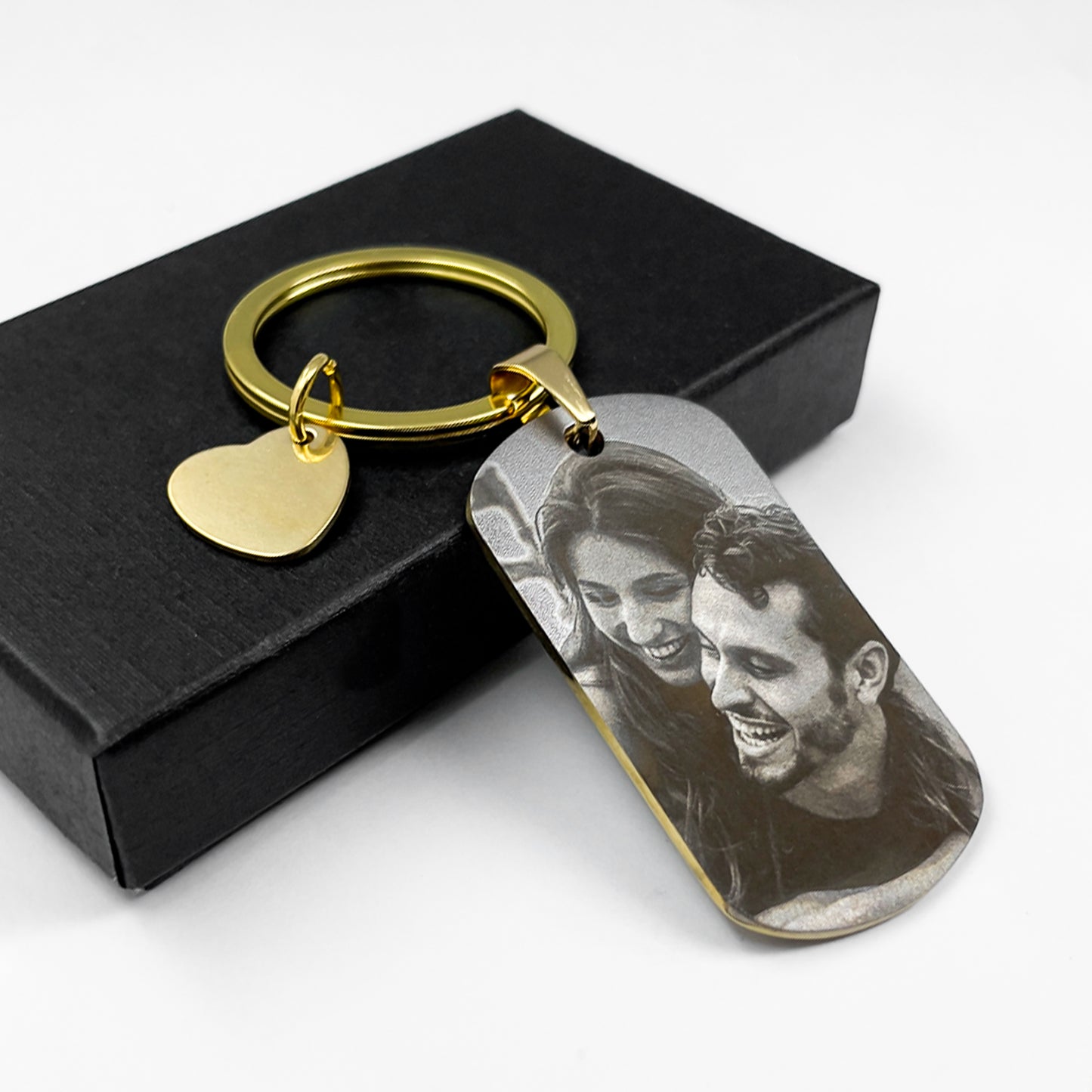 Personalised Keychain with Heart – Custom Engraving for a Special Touch