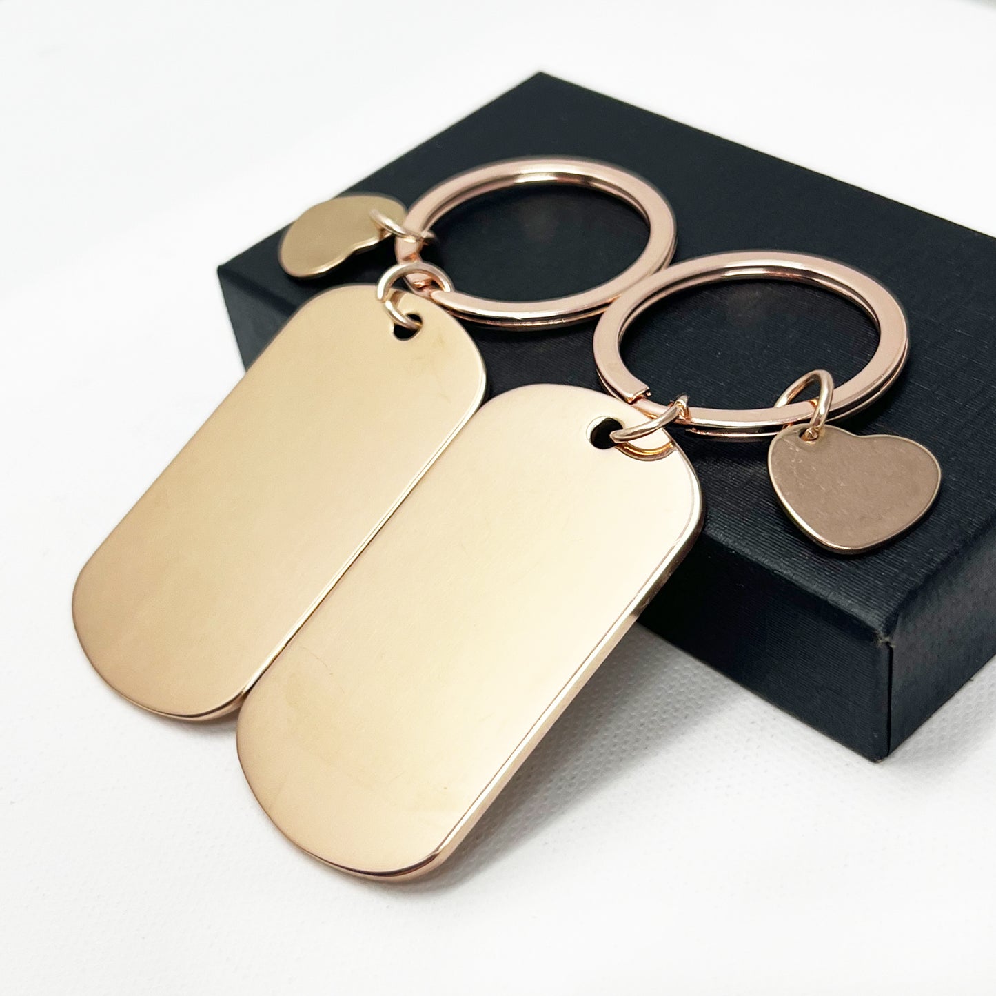 Personalised Keychain with Heart – Custom Engraving for a Special Touch